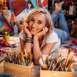 Chic'n Art by Alexandra Cretu, Bucureşti program de funcționare