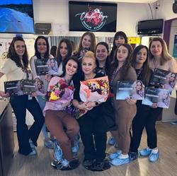 Claudia Popa Makeup Academy, Braşov program de funcționare