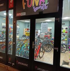 Est Bike Funky Sports - bicycle and watersports, Constanţa program de funcționare