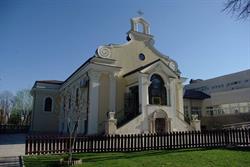 Biserica Sfânta Tereza a Pruncului Isus, Bucureşti program de funcționare