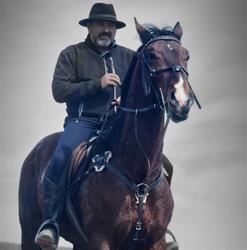 Centrul Hipic EPONA HORSE LAND, Bobiceşti program de funcționare