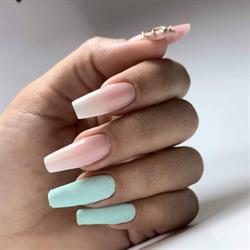 Nail du Soleil by Andreea Ioanes, Arad program de funcționare