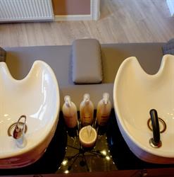 Shaear Saloon, Arad program de funcționare