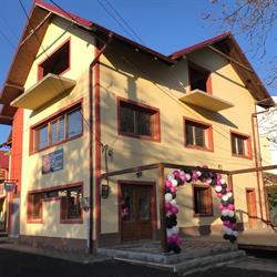 PIZZERIA ROMA DELICIOASA, Hârlău program de funcționare