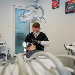 Medtic Dental Radauti, program de funcționare