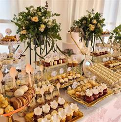 AT SWEETS COFETĂRIA, Buzău program de funcționare