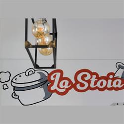 La Stoia, Bucureşti program de funcționare