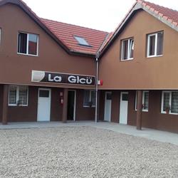 Casute De Vacanta La Gicu, Tăşnad program de funcționare