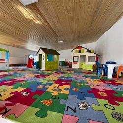 La Andra, Sebeş program de funcționare