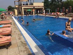 PISCINA MONACO inchirieri auto, Bacău program de funcționare