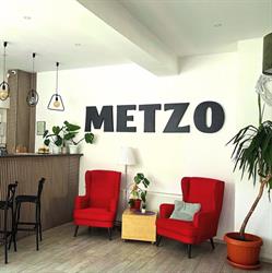 Metzo House, Râşnov program de funcționare