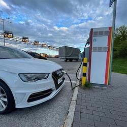 Hybrid & Petrol Cars, Oradea program de funcționare