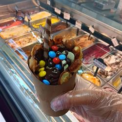 Cofetăria Gelateria Veroly, Drobeta-Turnu Severin program de funcționare