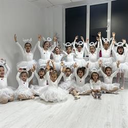The Studio, Tunari program de funcționare