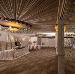 La NeneaBallroom, Amara program de funcționare