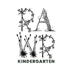RAWR Kindergarten, Voluntari program de funcționare