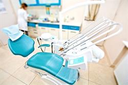 Dental Turism Clinic Gaesti - Dr. Yahya Aslam, program de funcționare