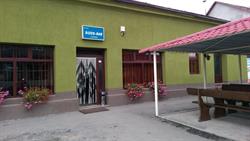 Romina's Bar, program de funcționare