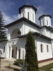 Biserica "Naşterea Maicii Domnului", Podu Vadului program de funcționare