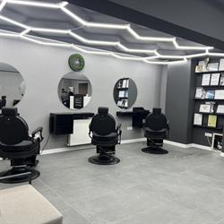CROP MEN'S CORNER, Piatra-Neamţ program de funcționare
