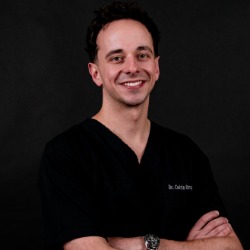 Clinica Dr. Codrin Strugariu – Implantologie & Reabilitare Orală Cluj-Napoca, program de funcționare