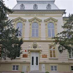 Colegiul Economic Arad, program de funcționare