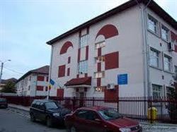 Liceul Teoretic Cu Clasele i - Xii Ioan Petrus, Otopeni program de funcționare