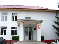 Liceul Teoretic Novaci, program de funcționare