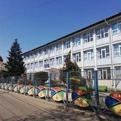 Şcoala Cu Clasele i-Viii Nr. 143 în Bucureşti, Sectorul 5 - program de funcționare