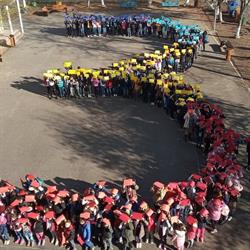 Şcoala Clasele i-Viii Nr. 3, Oţelu Roşu program de funcționare