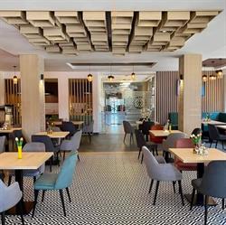Hotel Bulevard, Făgăraş program de funcționare