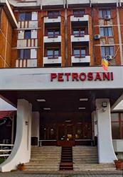 Petrosani Camere de Inchiriat - Hotel Petroshani srl, program de funcționare