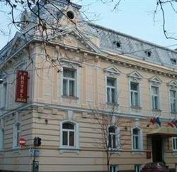 Hotel Arad, program de funcționare