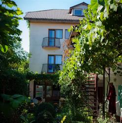 Villa Haris, Costineşti program de funcționare