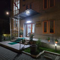 Plus Hotel, Malu Mare program de funcționare