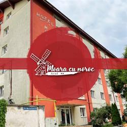Hostel Moara cu Noroc, Arad program de funcționare