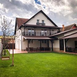 Pensiunea Aliart Zarnesti, program de funcționare