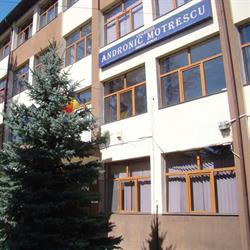 COLEGIUL "ANDRONIC MOTRESCU" RADAUTI, Rădăuţi program de funcționare