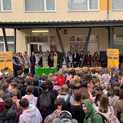 SCOALA GIMNAZIALA Romul Ladea, Oraviţa program de funcționare