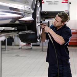 Wheel Car Service, Craiova program de funcționare